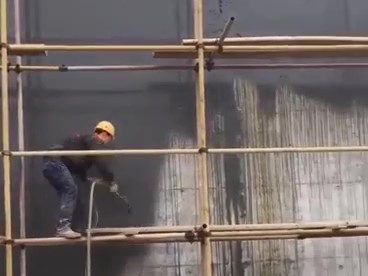 多功能腻子喷涂机更快，更高效